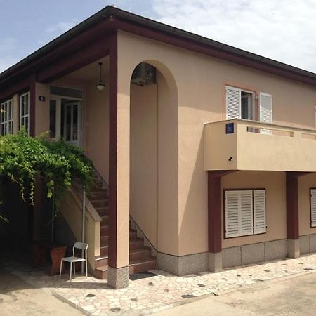 Summer Rooms Baska Exterior photo