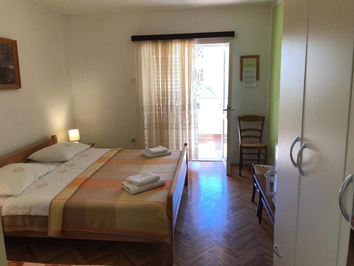 Summer Rooms Baska Exterior photo